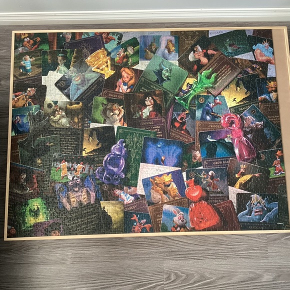 2000pc Puzzle - Picture 3 of 3